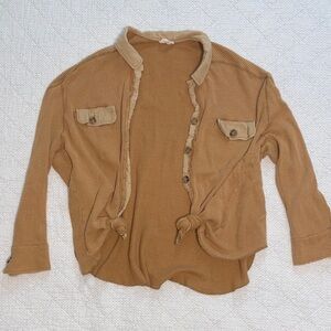 BiBi Camel Waffle Knit Button oversize shirt